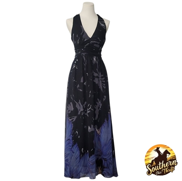 Forever 21 Dresses & Skirts - TWENTY ONE - Small Elegant Black and Blue Halter Maxi Dress